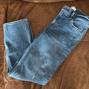 Abercrombie and Fitch The 90’s Straight Low Rise Jeans pants size 27 4s.